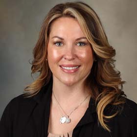 MIndy Zenke, CNS,美联社