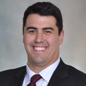 Christopher Martinez，D.O.